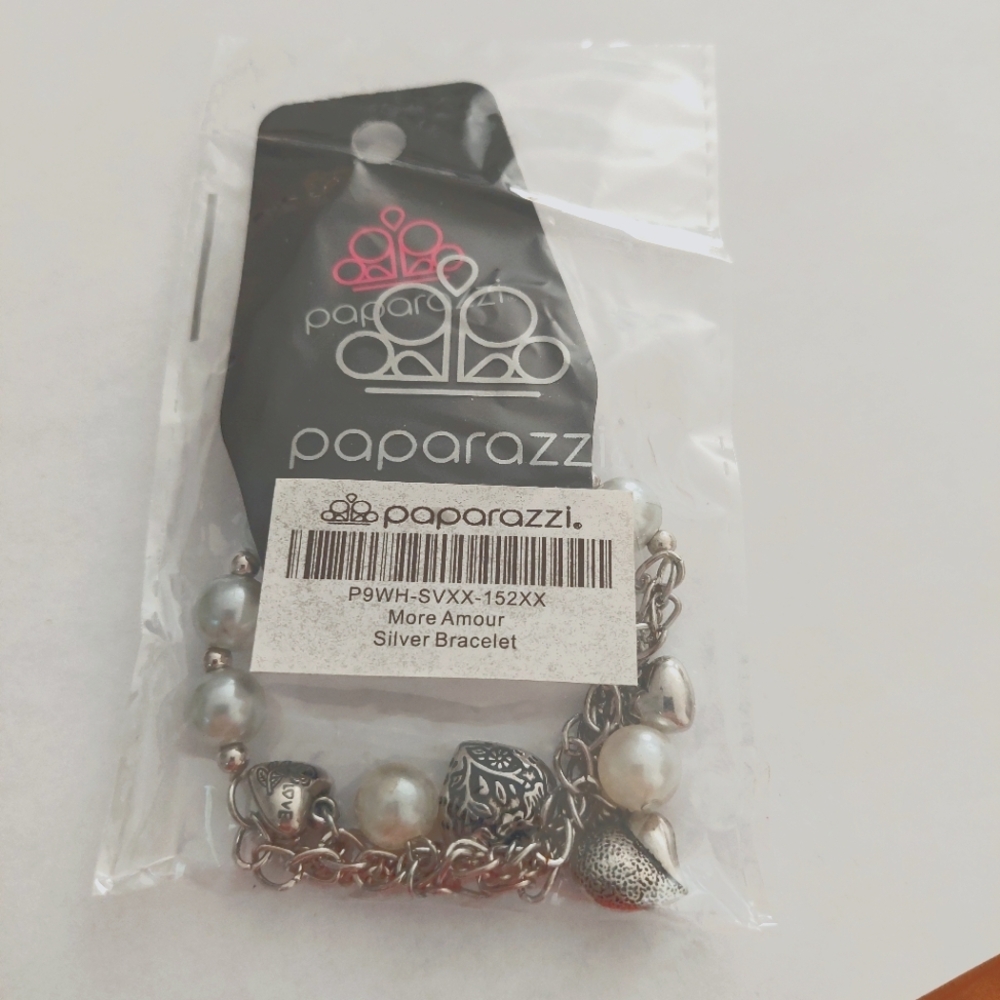 Paparazzi Bracelet Silver/white